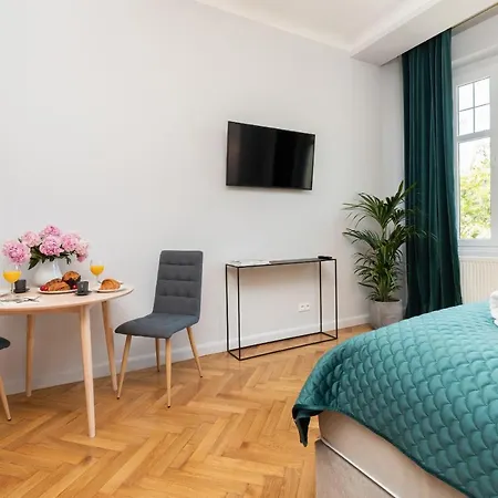Rivoli By Renters 公寓